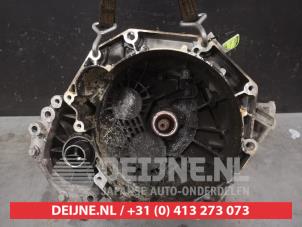 Gebruikte Versnellingsbak Chevrolet Captiva (C140) 2.2 D 16V 4x4 Prijs € 450,00 Margeregeling aangeboden door V.Deijne Jap.Auto-onderdelen BV