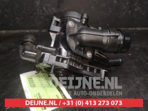 Hyundai Tucson Thermostatgehäuse O563502 foto 3