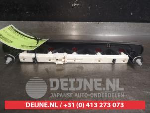 Suzuki SX-4 Extra Remlicht midden O563616 foto 2