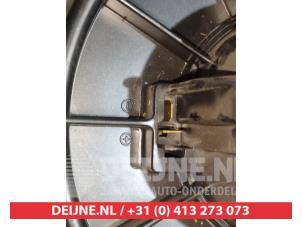Toyota MR II Heizung Belüftungsmotor O367457 foto 3