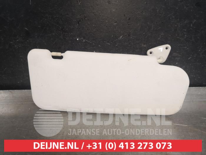 Mitsubishi Grandis Sonnenblende O563623