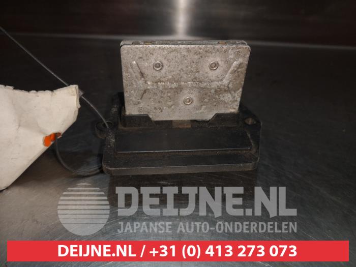 Mazda 323F Heizung Widerstand O367811