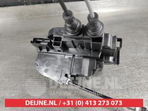 Hyundai Santafe Deurslot Mechaniek 4Deurs links-achter O9990008339 foto 3