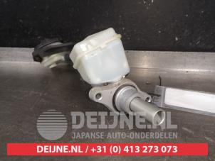 Honda Civic Master cylinder O564084 photo 2