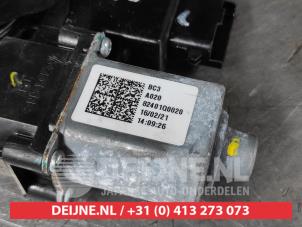 Hyundai I20 Ruitmechaniek 4Deurs links-voor O564169 foto 2