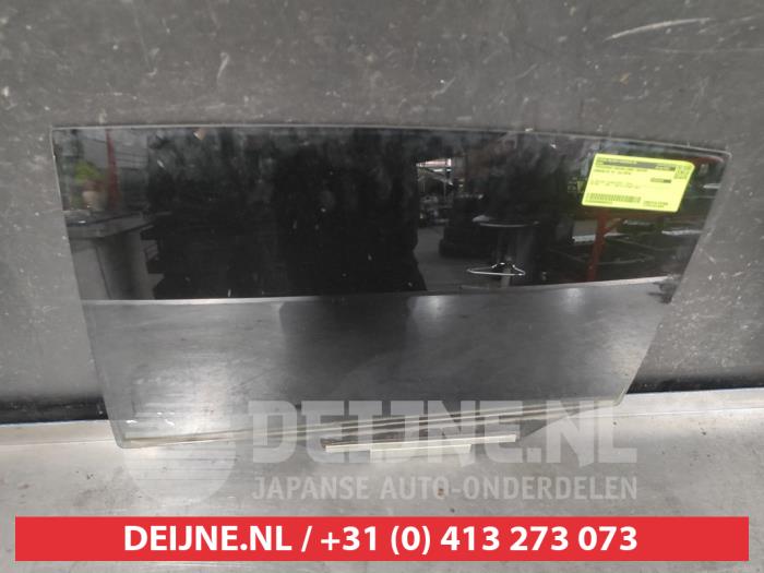Subaru XV Türscheibe 4-türig links hinten O564275