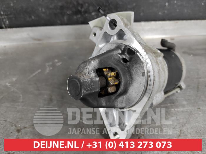 Gebruikte Startmotor Toyota Yaris III (P13) 1.0 12V VVT-i Prijs € 25,00 Margeregeling aangeboden door V.Deijne Jap.Auto-onderdelen BV