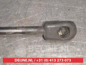 Toyota Corolla Verso Gasdämpfer rechts hinten O564745 foto 3