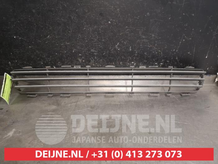 Toyota Avensis Bumper Rooster O564746