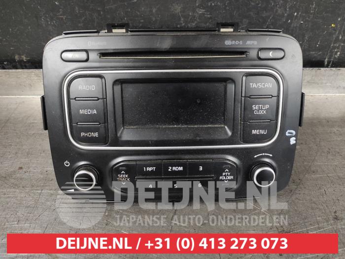 Kia Carens Radio O564839