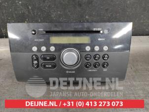 Gebruikte Radio Suzuki Swift (ZA/ZC/ZD1/2/3/9) 1.3 VVT 16V Prijs op aanvraag aangeboden door V.Deijne Jap.Auto-onderdelen BV