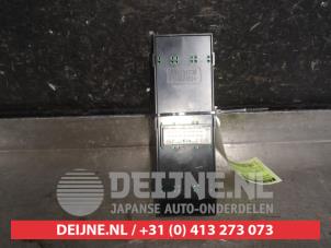 Hyundai I20 Multi-functional window switch O564884 photo 2