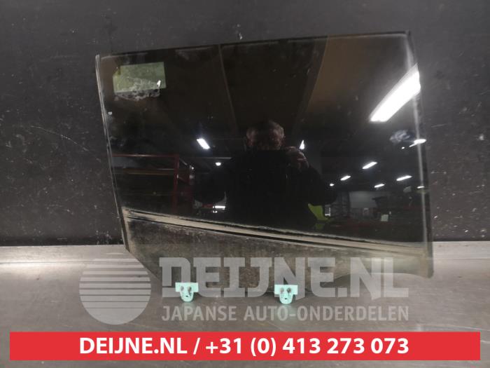 Nissan Leaf Türscheibe 4-türig rechts hinten O565317
