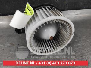 Kia Carens Kachel Ventilatiemotor O565333 foto 3