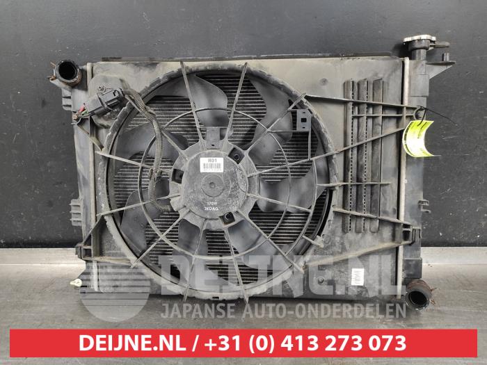 Gebruikte Radiateur Kia Carens IV (RP) 1.6 GDI 16V Prijs op aanvraag aangeboden door V.Deijne Jap.Auto-onderdelen BV