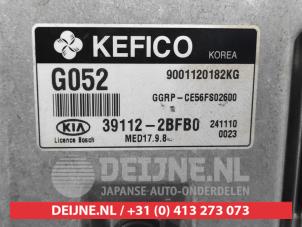 Kia Carens Engine management computer O565389 photo 2