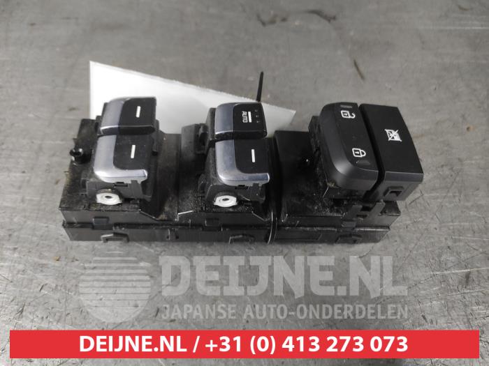 Kia Sportage Combischakelaar ramen O565396