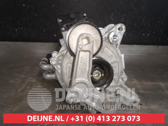 Gebruikte Dynamo Hyundai Kona (OS) 1.6 GDi HEV 16V Prijs € 100,00 Margeregeling aangeboden door V.Deijne Jap.Auto-onderdelen BV
