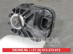 Nissan Leaf Scheinwerfermotor O565828 foto 2