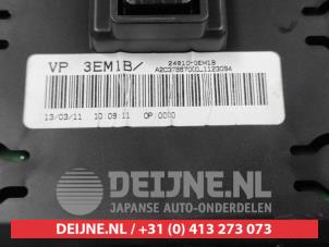 Nissan Leaf Odometer KM O565844 photo 3