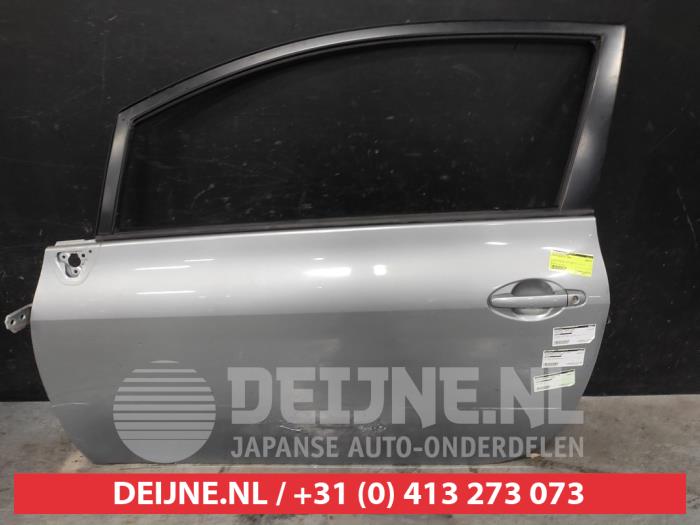 Toyota Auris Portier 2Deurs links O565887