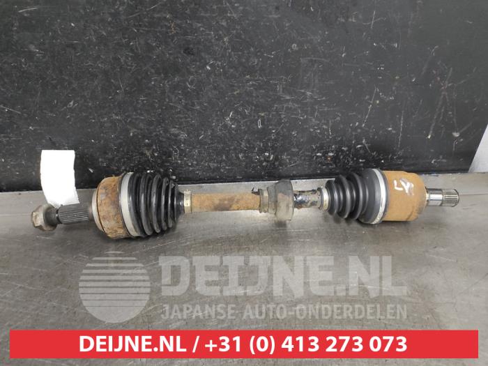 Gebruikte Aandrijfas links-voor Honda CR-V (RM) 2.2 i-CTDi 16V Prijs € 75,00 Margeregeling aangeboden door V.Deijne Jap.Auto-onderdelen BV