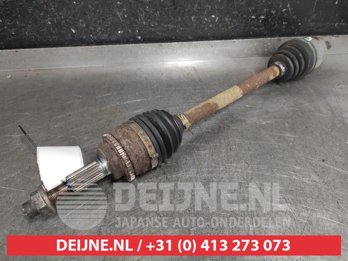 Suzuki Swift Antriebswelle links vorne O566058