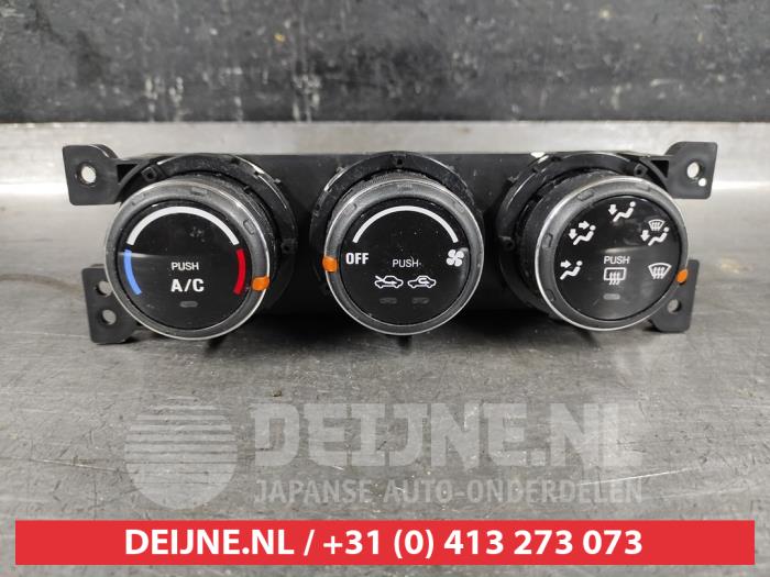 Suzuki Liana Heater control panel O566099