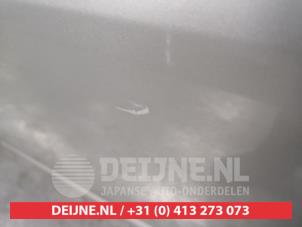 Toyota Avensis Portier 4Deurs links-achter O566131 foto 2