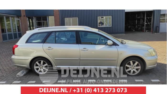 Toyota Avensis Portierruit 4Deurs rechts-voor O566148