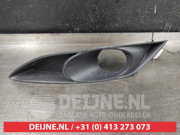 Toyota Auris Bumper Rooster O566158