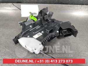 Kia EV6 Front door lock mechanism 4-door, right O566284 photo 2