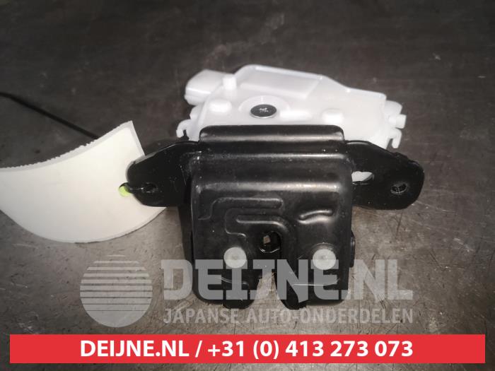 Toyota Aygo X Schließmechanik Heckklappe O566379