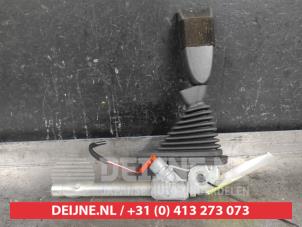 Nissan Qashqai+2 Front seatbelt buckle, left O566908 photo 2