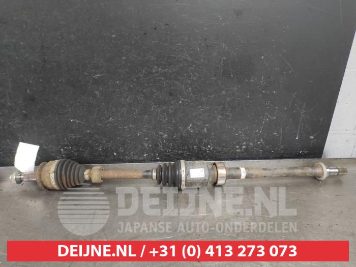 Mazda CX-3 Aandrijfas rechts-voor O566934