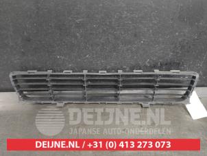Toyota Auris Stoßstangenrost O566947 foto 2
