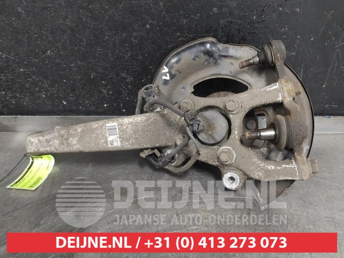 Lexus IS Fusee links-voor O567123