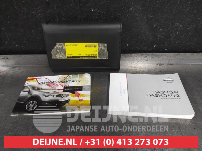 Nissan Qashqai+2 Instructie Boekje O567128
