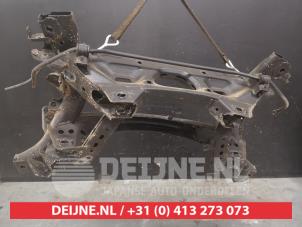 Mazda MX-5 Draagbalk achter O567159 foto 2