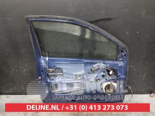 Toyota Yaris Tür 2-türig links O567188 foto 2