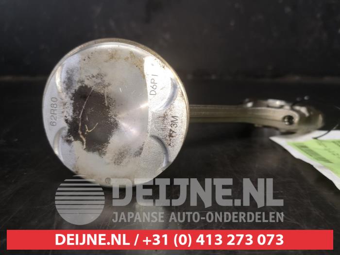 Gebruikte Zuiger Suzuki Swift (ZC/ZD) 1.2 Dual Jet 16V Smart Hybrid Prijs € 50,00 Margeregeling aangeboden door V.Deijne Jap.Auto-onderdelen BV