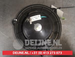 Chevrolet Captiva Heating and ventilation fan motor O567425 photo 2