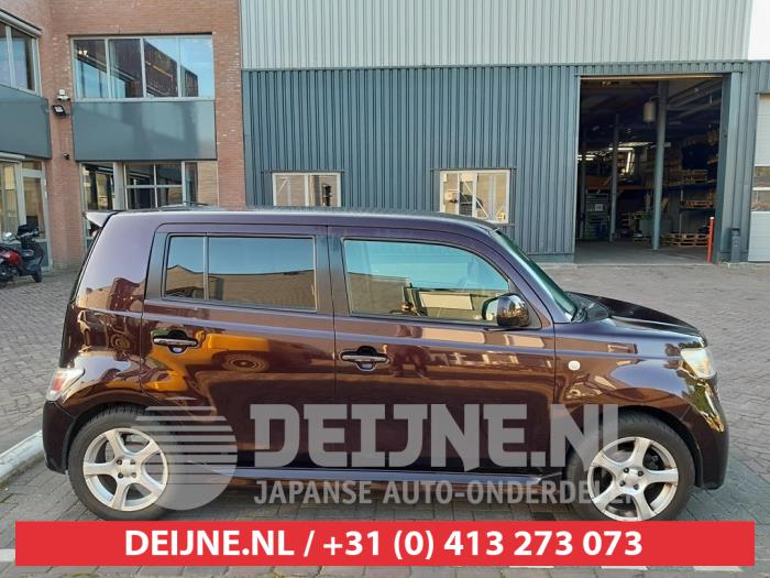 Daihatsu Materia Türscheibe 4-türig rechts vorne O567415