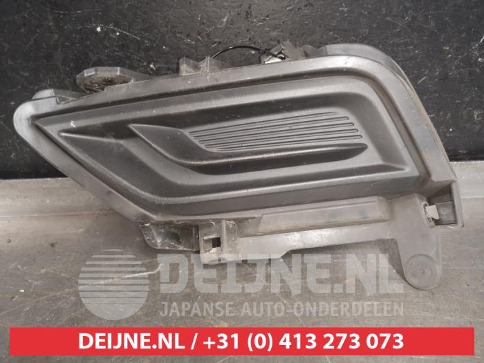 Nissan Micra Bumper Rooster O567645