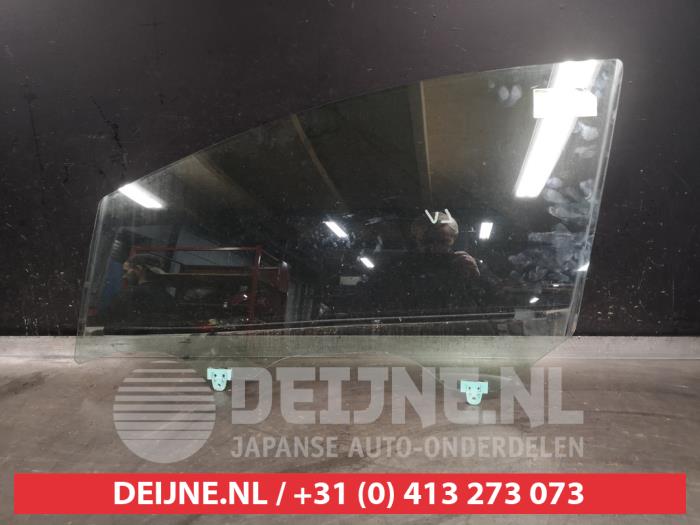 Nissan Note Portierruit 4Deurs links-voor O567735