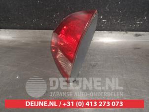 Toyota Avensis Verso Tailgate reflector, right O568045 photo 2