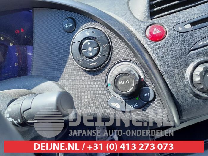 Honda Civic Heater control panel O568098