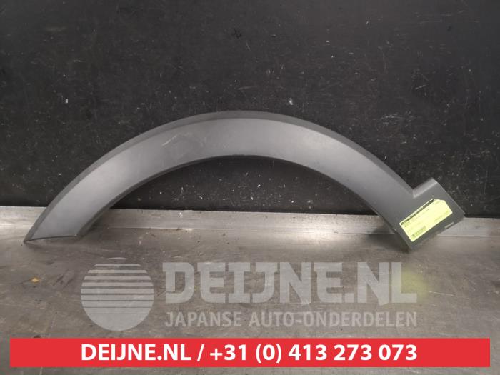 Chevrolet Captiva Spatbord Lijst O568162