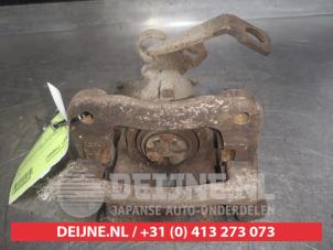 Honda Civic Bremszange rechts hinten O568355 foto 3