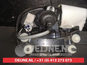 Hyundai I30 Tailgate handle O568516 photo 2
